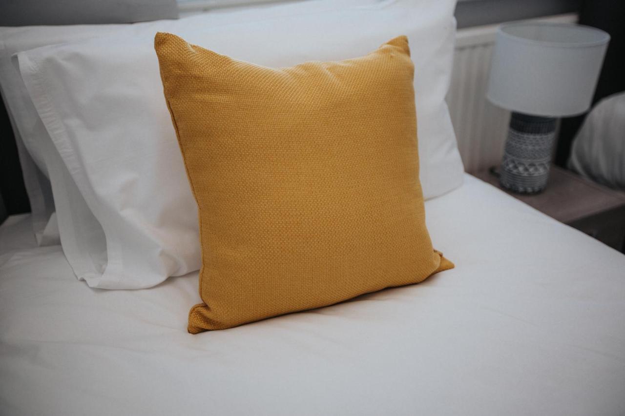 Curlew - 3 Bedrooms Wi-Fi, Parking, Contractors Thornton  Dış mekan fotoğraf