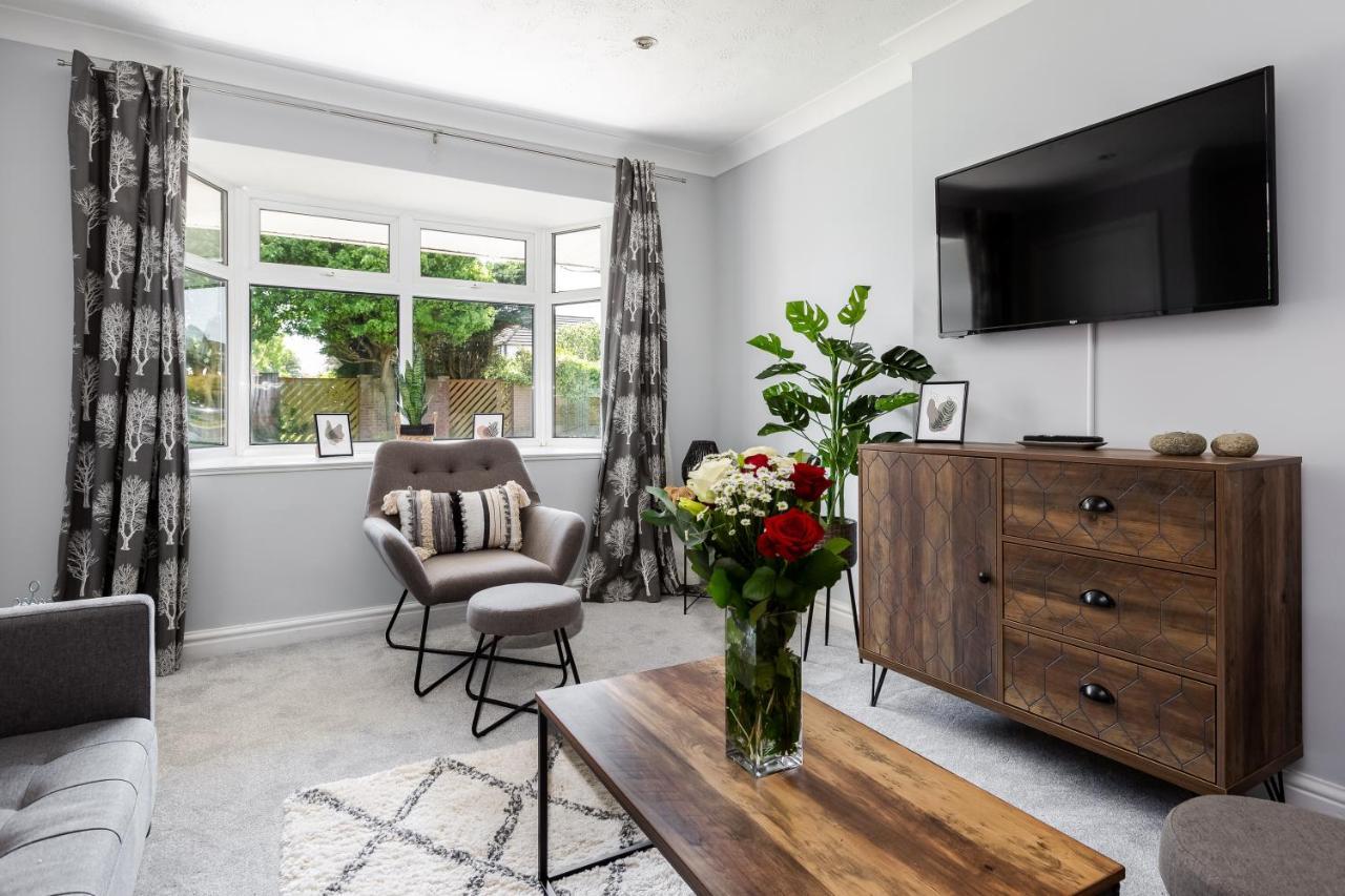 Curlew - 3 Bedrooms Wi-Fi, Parking, Contractors Thornton  Dış mekan fotoğraf